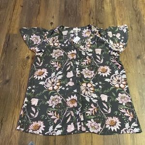 Maurice’s floral button down shirt with flutter sleeves